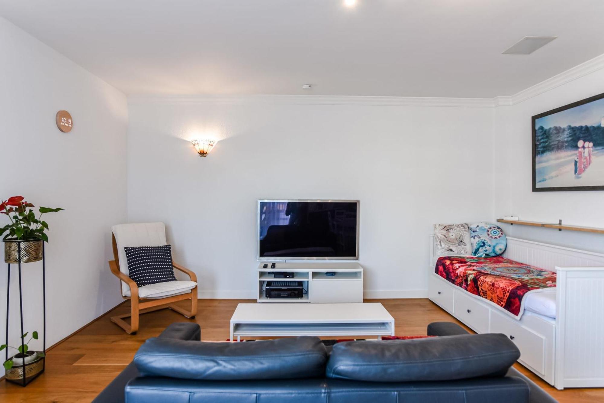 Studio Tara At The Beach With Private Parking Зандворт Екстер'єр фото